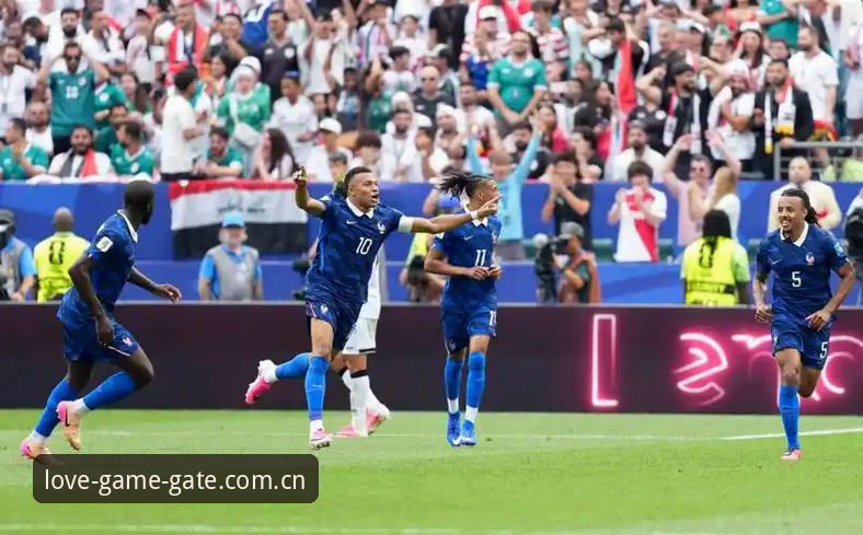 世界杯观赛实用技巧：从法国3-0伊拉克看懂姆巴佩的追赶游戏